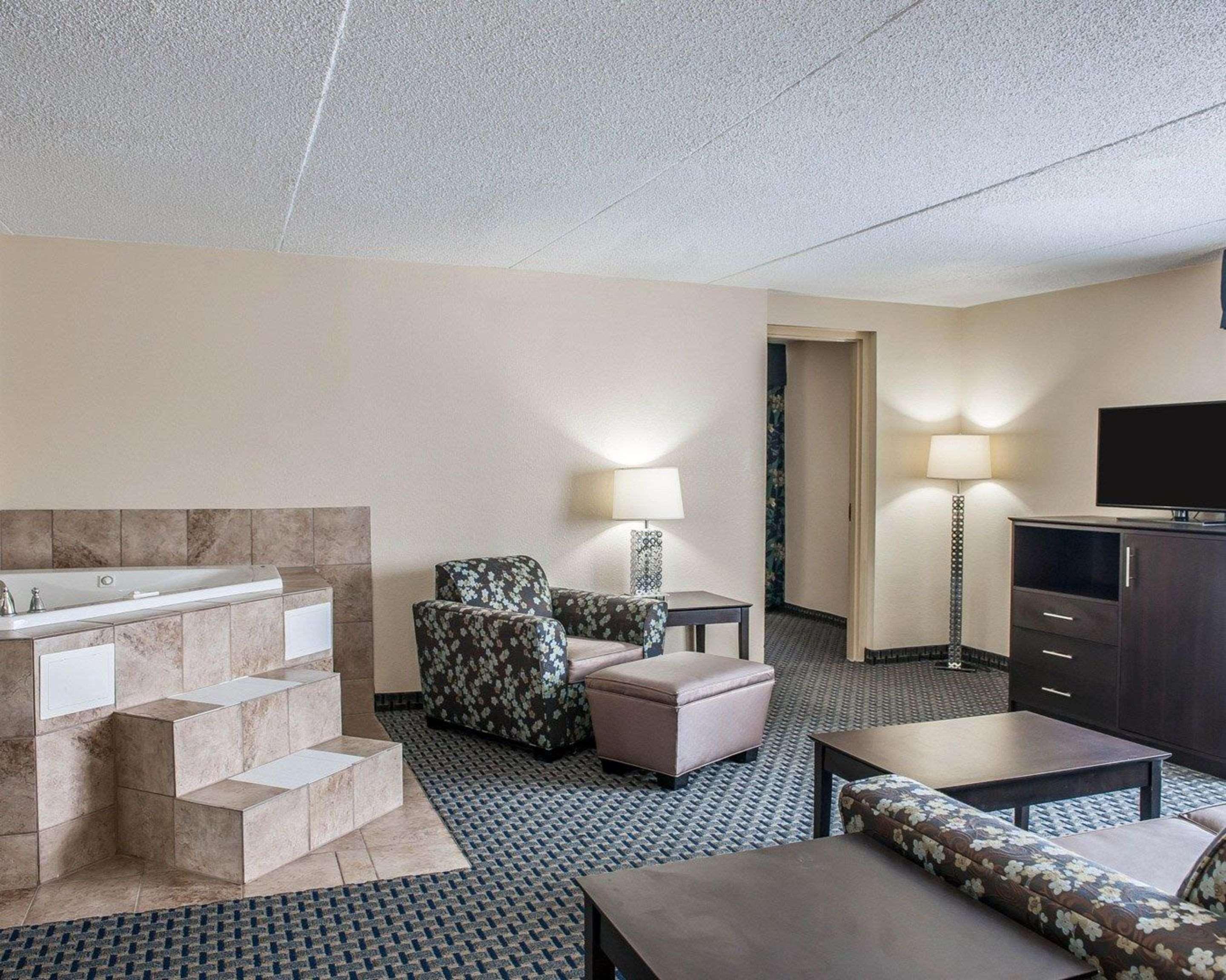 Quality Inn Terre Haute University Area Exteriér fotografie